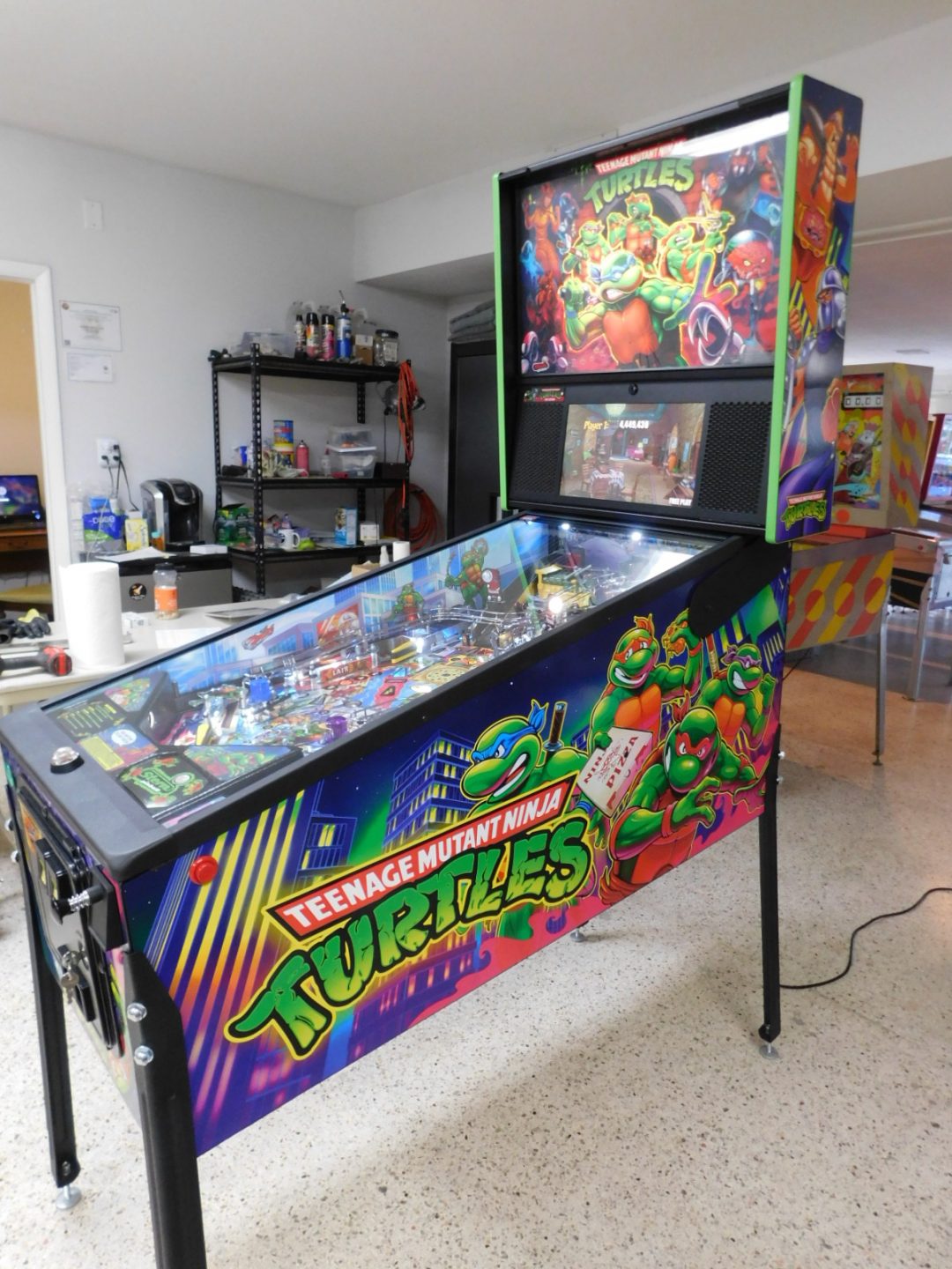 SOLD 2020 Stern Teenage Mutant Ninja Turtles Pro (Shaker motor and