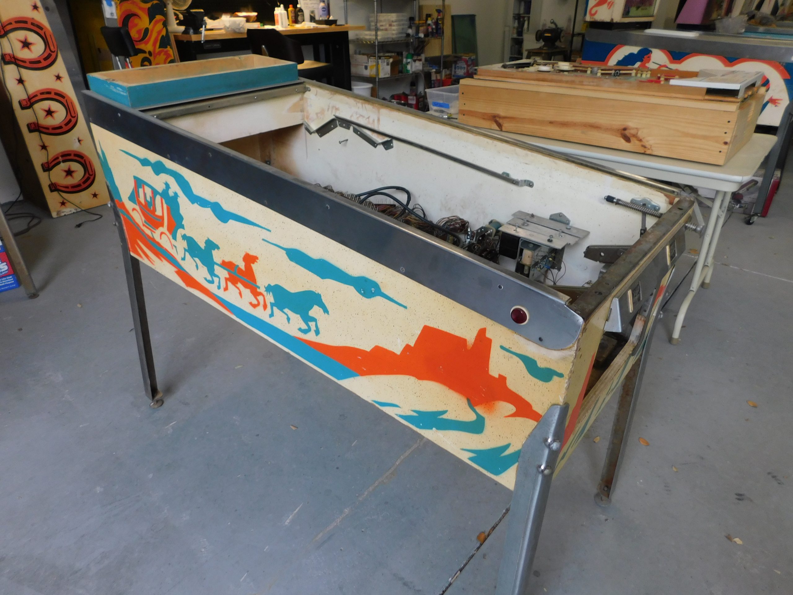 SOLD - 1975 Gottlieb Fast Draw (#1) (repainted cabinet) - Image 174