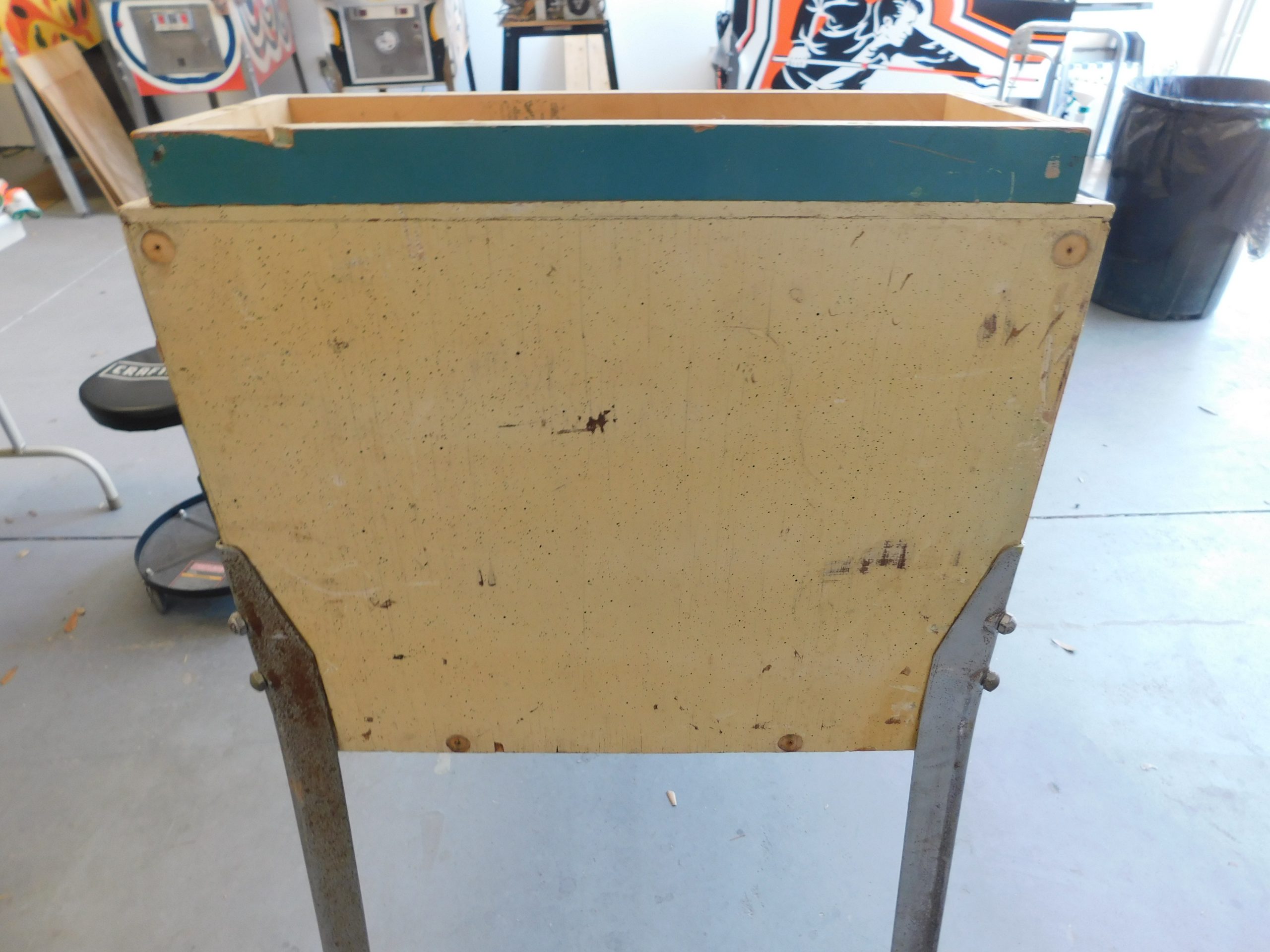 SOLD - 1975 Gottlieb Fast Draw (#1) (repainted cabinet) - Image 161