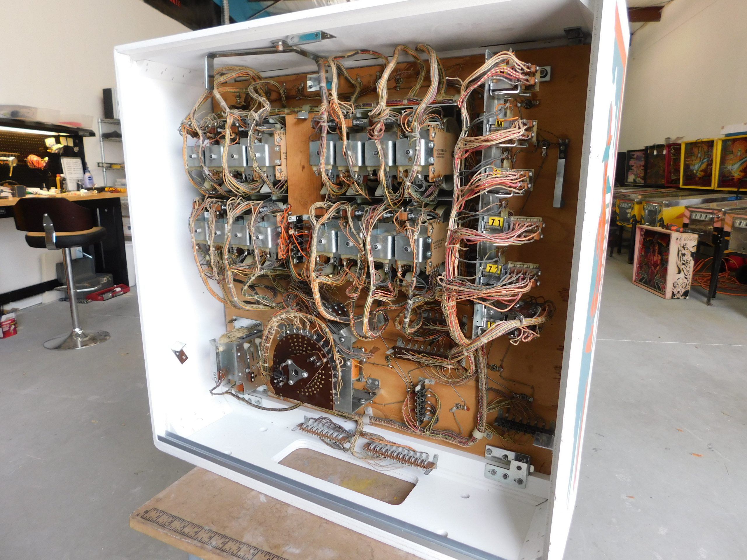 SOLD - 1975 Gottlieb Fast Draw (#1) (repainted cabinet) - Image 94