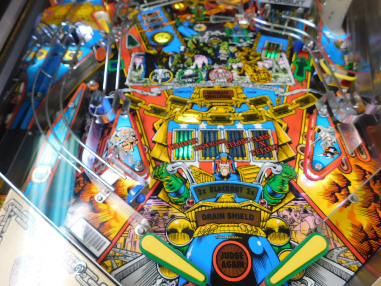 SOLD 1993 Bally Judge Dredd (6 ball Multiball) (Loaded with upgrades