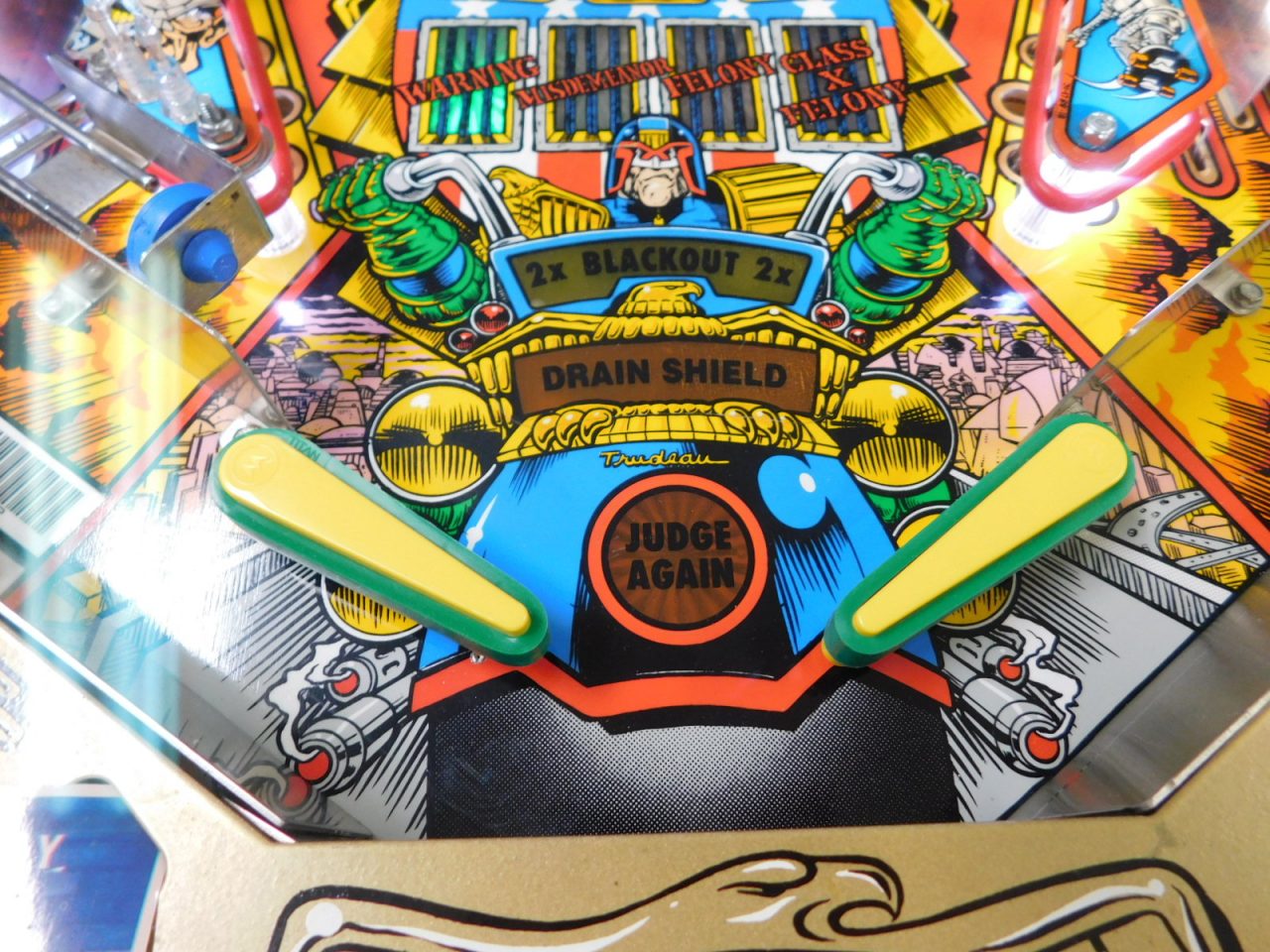 SOLD 1993 Bally Judge Dredd (6 ball Multiball) (Loaded with upgrades